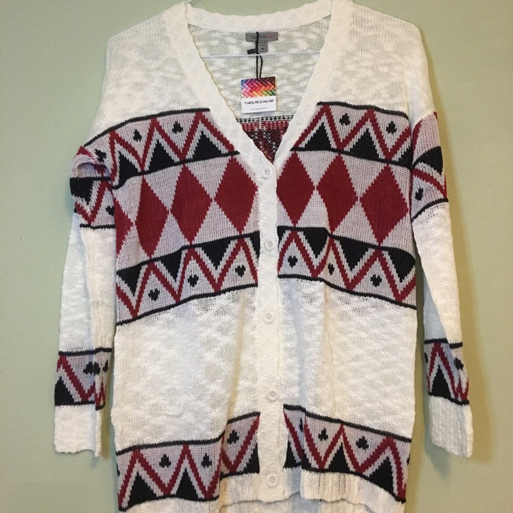 Diamond Shape Cardi πΈ - Picture 4 of 6